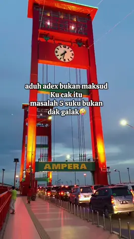 Stecu Stecu PERSI palembang  Wanita mana yang menyakitimu Ngakak kak nengoh lagu e🤣😂 #masukberanda #liriklagu #palembang #fypシ゚ #viral 