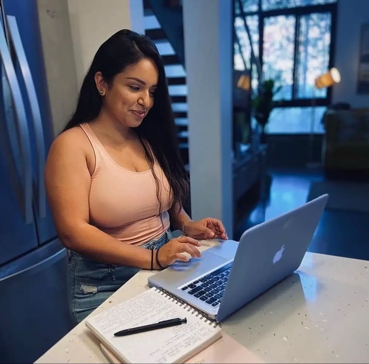 Trading is one of the most fastest way of making money.when you understand the basic scopes of trading,you will know that it is easier,convenient,inexpensive and economical Send me a direct message so I can explain how bitcoin works 
