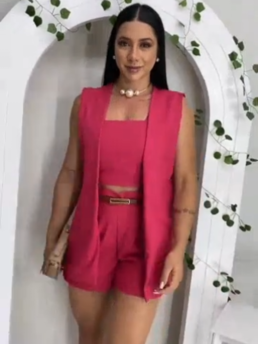 Saiba mais clique no link abaixo 👇 . Link 🛍  https://s.shopee.com.br/5fbrSqcnOm . Dê uma olhada em Conjunto feminino 3 peças Linho colete + cropedd + short. . De R$  79,10❌️ Por R$ 74,99 . Loja Virtual https://br.shp.ee/w59xkwk?smtt=0.0.3. . Link grupo WhatsApp https://chat.whatsapp.com/LiTuIrnLUPL59SXhkpJQc7 . #kit #3 #Linho #social #conjuntos @Moda virtual e assessórios 