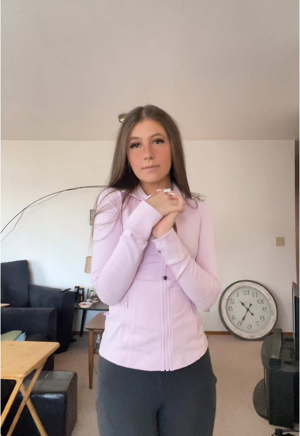 I like the way you kiss me 😘 #xyzbca #poland #polish #polishgirl #blowup #toptrending #workout #lululemon #massfollowing🔥🔥 #massfollowing #blowthisupforme #teamwork #fypシ #bophouse #bop #nfldraft 