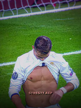 Cheap thrills😍🤤 || 4k comps and presets in bio || #ronaldo #cristiano #ae #portugal🇵🇹 #realmadridfc 