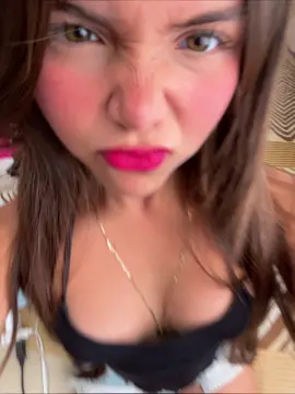 m salió un granitooo!😫