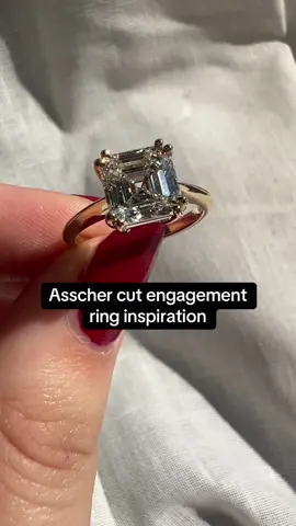 A moment for one of my personal favorite cuts 🤩 #asscher #asscherdiamond #jewelrydesigner #engagementring #engagementrings #bezelsetting #engagementringinspo #labgrowndiamond #labgrowndiamonds #artdeco 