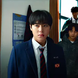 if looks could kill                               #weakheroclass #weakheroclass1 #whc #weakheroclass2 #whc2 #parkjihoon #yeonsieun #sieun #ryeoun #baku #parkhumin #choihyunwook #hyunwook #sooho #ahnsooho #whcedit #kdramaedit cc buckybarnesleftshoulder scp mine + @weak hero class 2 scenepacks 