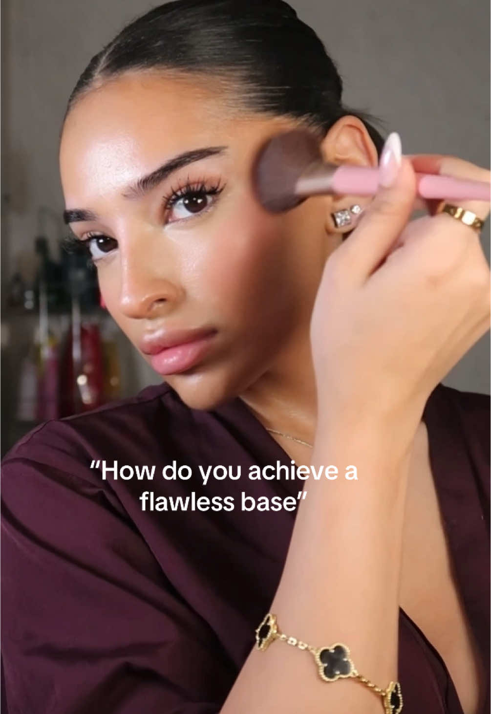 @Huda Beauty Easy Bake Setting Powder for the Win. #fyp #makeup #beauty #hudabeauty #makeuphacks 