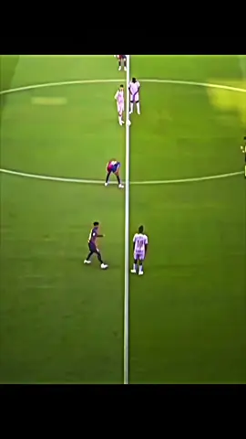 Respect moments in football 🥰❤️ #respect #footballmoments #pourtoi #foryoupage #fan #surprise 