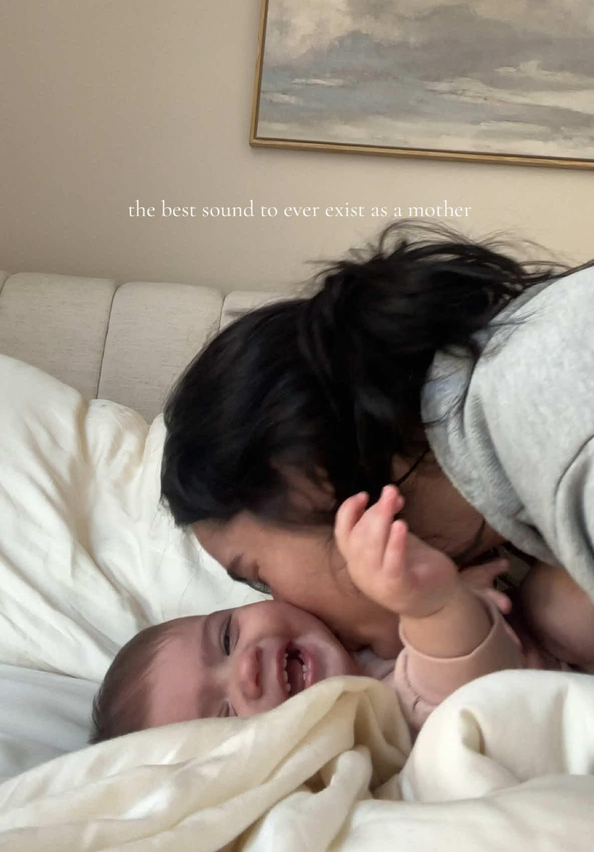 My silly goose 🤍 #bellylaughs #laughingbaby #happybaby 