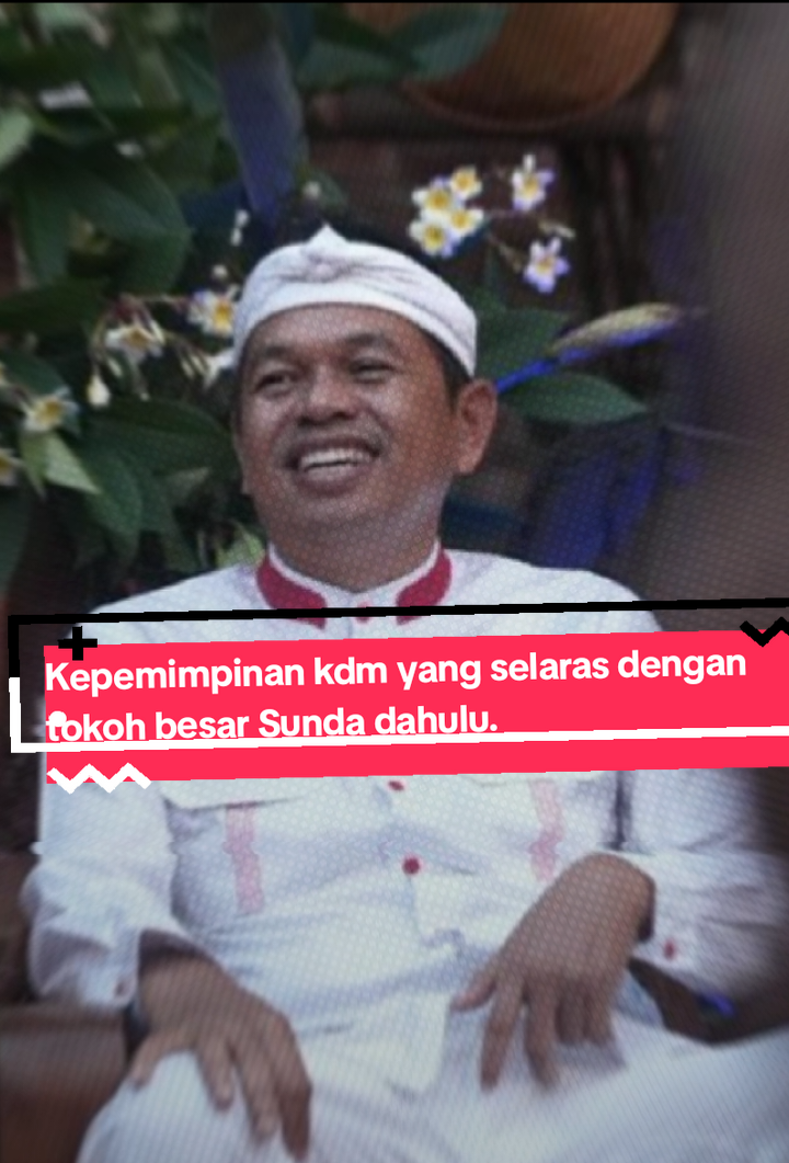 Gubernur Jawa Barat Dedi Mulyadi kembali jadi perbincangan publik lantaran kepemimpinannya selaras dengan kepemimpinan sejarah Sunda dimasa lampau. kdm kembali diperbincangkan lantara beberapa tindakannya setelah menjabat yang selaras dengan prabu Siliwangi raja Sunda pada masa lampau sekitar tahun 900 - 1500san. #siliwangi #pajajaran #kdm #sejarah #sunda #gubernur #stecu #dedimulyadi 