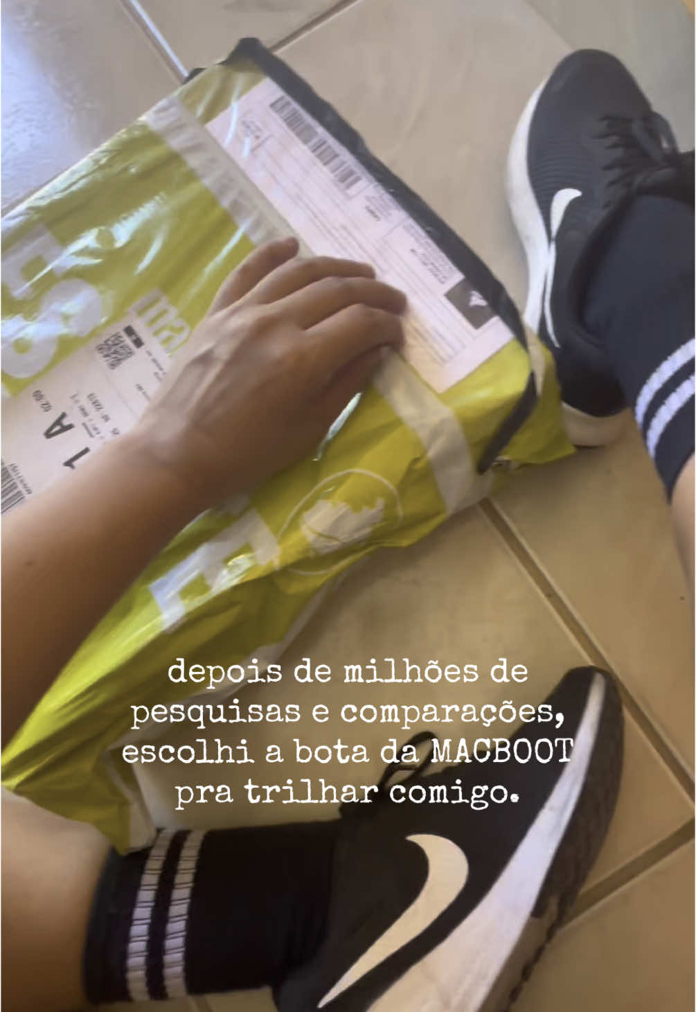 Chegou a minha macboot Conforto, estilo e impermeabilidade pada minhas aventuras. 🥰 #macboot #trilhas #botasimpermeaveis #botasdetrilha #trekking 