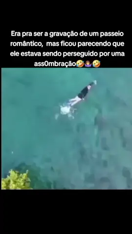 Eu nadando 😂😂😂😂😂 #cantandocomentarios #engracado #humor 