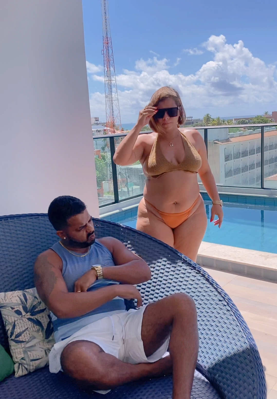 Além de corno é mouco 😂 #fyp #humor #comedia #casal 