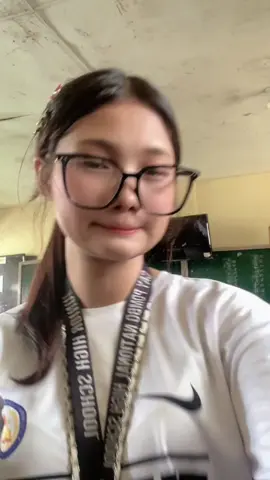 missing my president era || don’t mind my double chin🫩🫩 #fypage #4u #09 #japinay #trend #president #school 