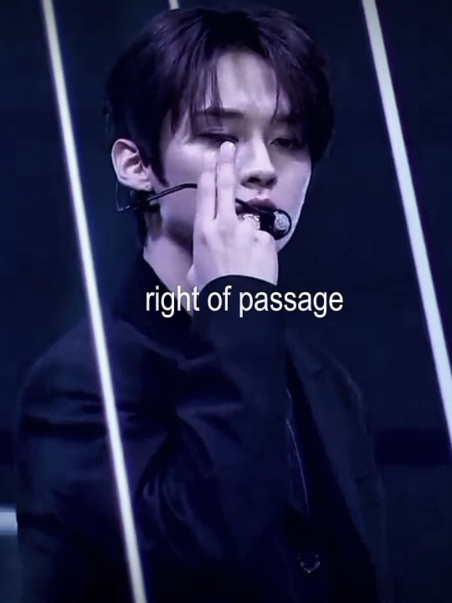 play with fire. || #MINCHAN || #straykids #bangchan #leeknow #keşfet #shorts #fyp #ship #minchan #lyrics #capcut #edit 