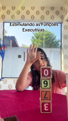 Nesta atividade estamos trabalhando as funções executivas: resolução de problemas, controle inibitório e flexibilidade.#intervencao #ludicidadeeeducação #funcaoexecutiva #psicopedagogia 