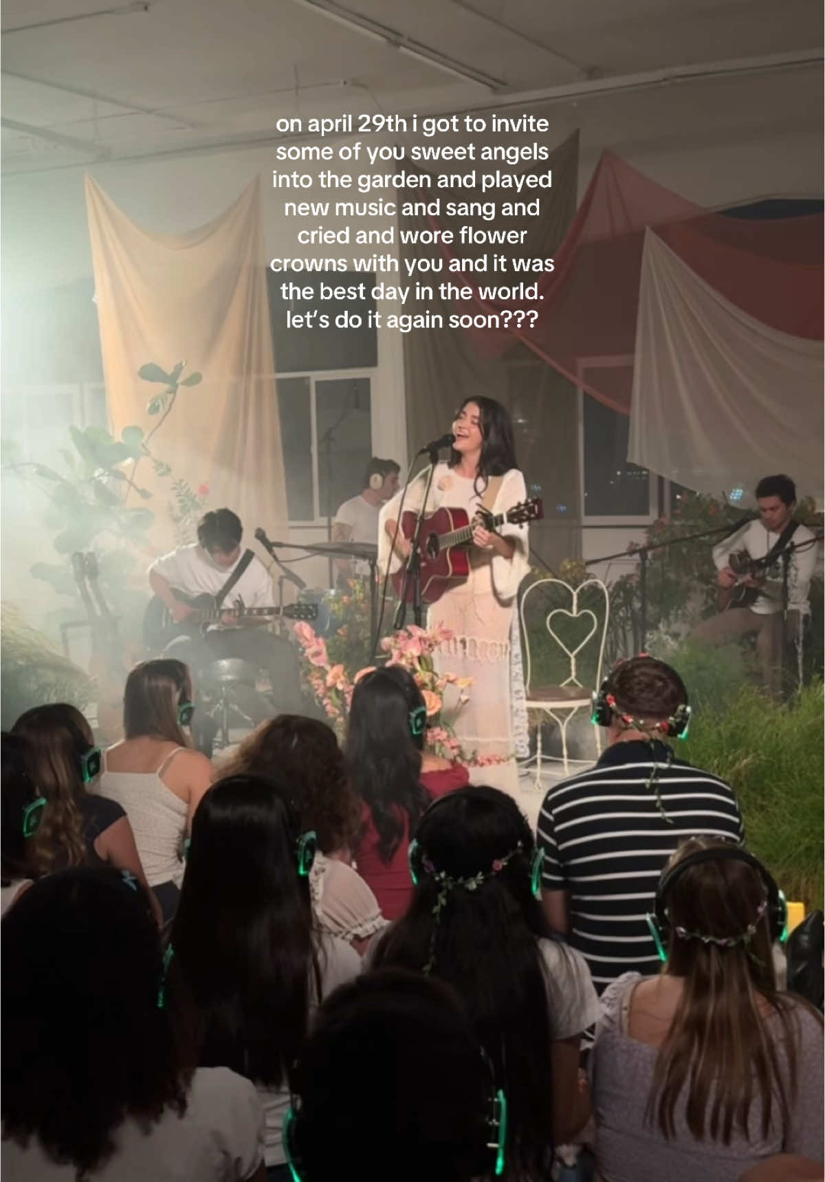 let’s stay in the garden forever. i love you #singersongwriter #concerts #newmusic #upcomingartist #devongabriella #gracieabrams #tour 