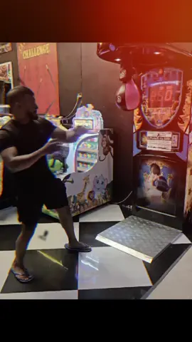 #trending #fy #foryou #punchingmachine #havelockcitymall #power #400 #viral #teddybear #boxing #gym #gymboy #Fitness #srilanka #colombo #havelock #piliyandala #weekend #holidays #holiday #kalathma 