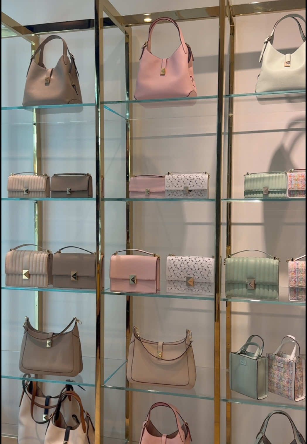 #creatorsearchinsights #katespade #fashionstyling #style #fashiontok #styletok #outfitinspo #katespadenewyork #springfashion @kate spade new york 