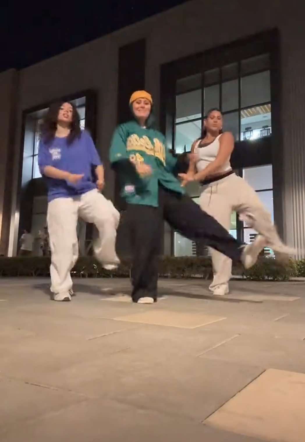 مش جي العب @Omar spooky @thalia @Mariam Victor  #shebokshi 