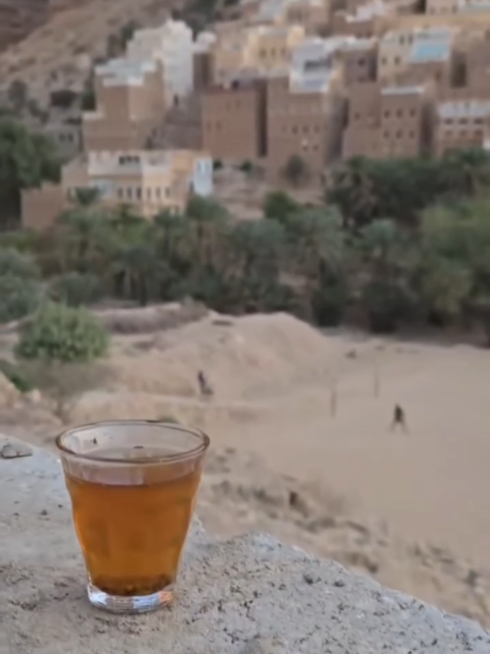 اللهم صل على محمد وعلى آل محمد كما صليت على آل إبراهيم إنك حميد مجيد، اللهم بارك على محمد وعلى آل محمد كما باركت على آل إبراهيم إنك حميد مجيد #تاريم #حضرموت #hadramautyamantarim #Vlog #jumatmubarok 