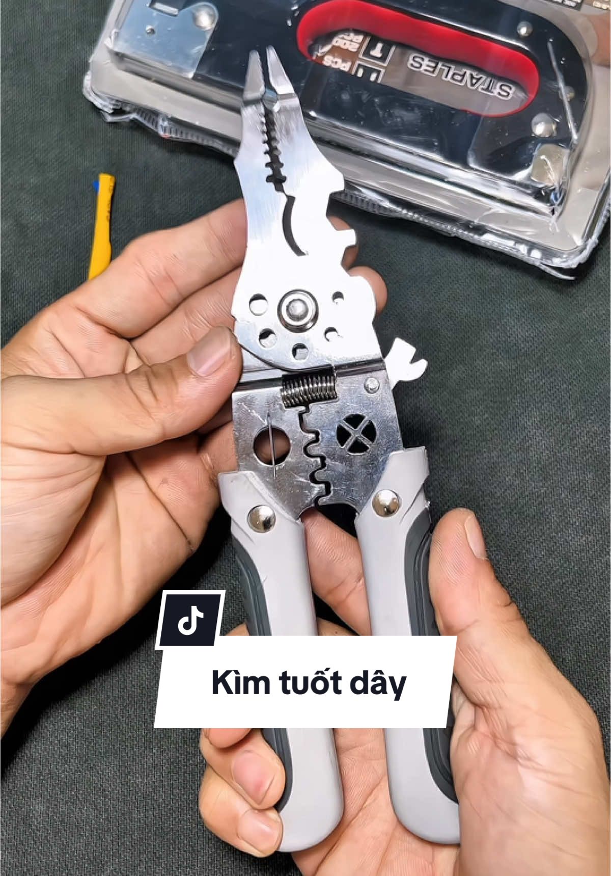 Kìm tuốt dây đa năng 9 trong 1. #kimtuotdaydien #kimtuotdaydien9trong1 