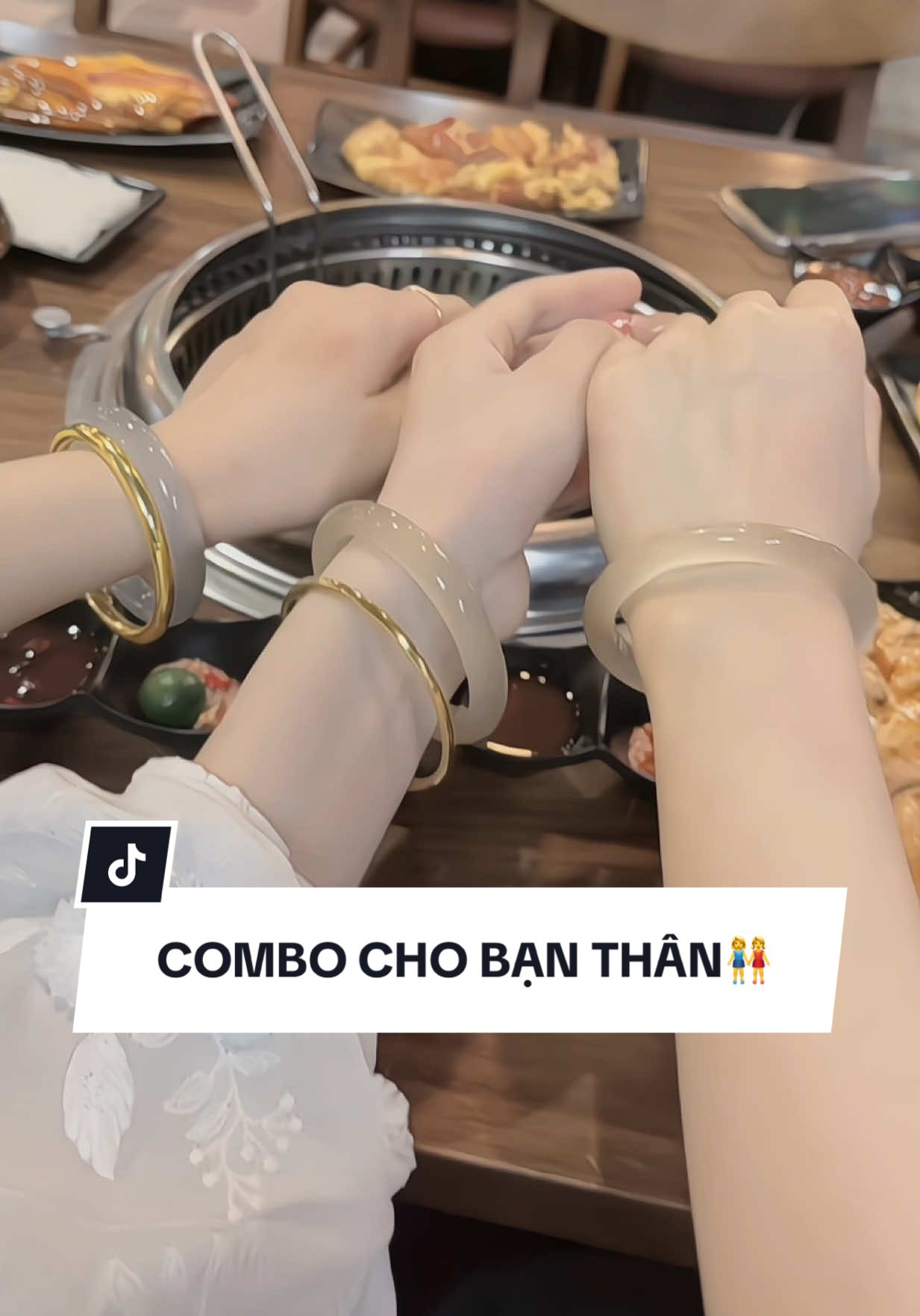 Chúng tôi mệnh Kim, bạn mệnh gì ? #maimayman #vongdaphongthuy #vongngoc #trangsuc #xuhuong #fyp #menhkim #trendding 