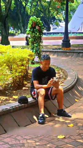 The funny bush #funnytiktok #funnyprank #prankvideo #funnypranks #prankvideos #funnymoment #funnycomedy #funnyprankvideos