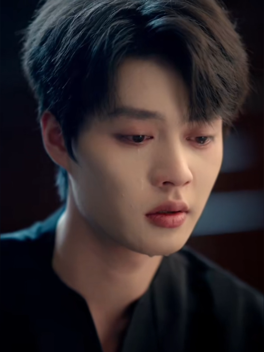 😭😭😭 Hắn khóc. T sai rồi 😭😭 Drama: 栀栀复栀栀 - Chi chi phục chi chi 🥰 Vai: 西门礼臣 - Tây Môn Lễ Thần  #柯淳 #zhaokechun赵柯淳 #khathuan柯淳 #khathuần柯淳 #kechun #tracnhatoanh #zhaiyiying翟一莹 #翟一莹 #zhaiyiying ##khathuần #khathuan #Love #foryou #fyp #viral #capcut #actor #acting 