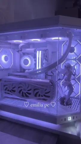I LOVE MY PC #tech #techbaddie #pc #computer #custompc #pcbuild #motherboard #gpu #yeston #emilia #rezero #anime #animepc #foryou #fyp 
