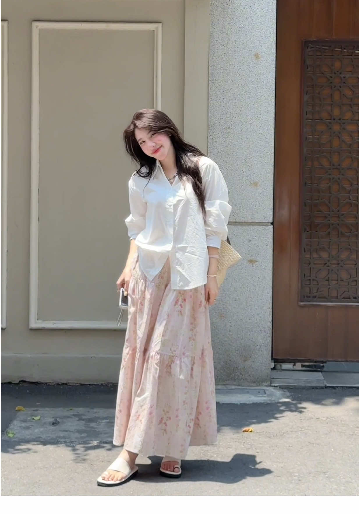 Bác nào thích em live chân váy hoaaaa hông nè, form dài bồng bềnh xinh lắm luôn💕🫶🏻☀️#Summer #shopping #chanvaydai 