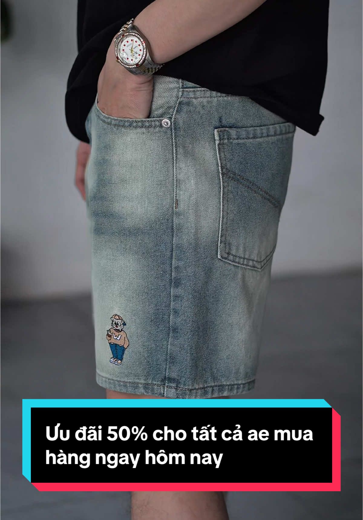 Tinh gọn, tối giản, nhưng chưa bao giờ tầm thường.#thoitrangnam #xuhuong #quan #phoidonam #quanshort #quanshortnam #quanbonam 