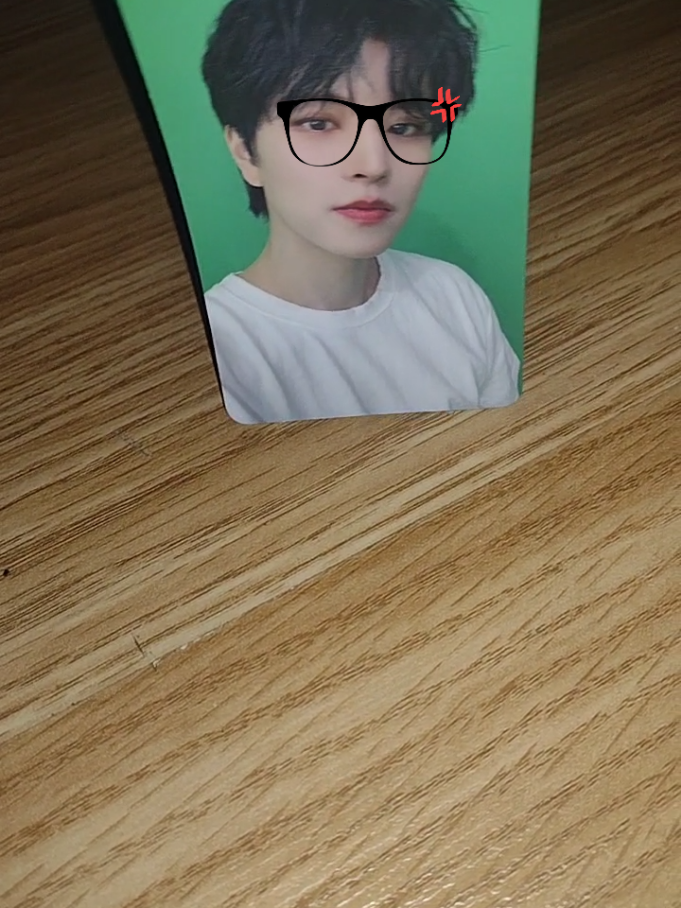 I don't know I felt like making this I'm gonna make more 😙😙 #photocards #straykids #ateez #funny #stay #hyunjin #san #seonghwa #changbin #seungmin 