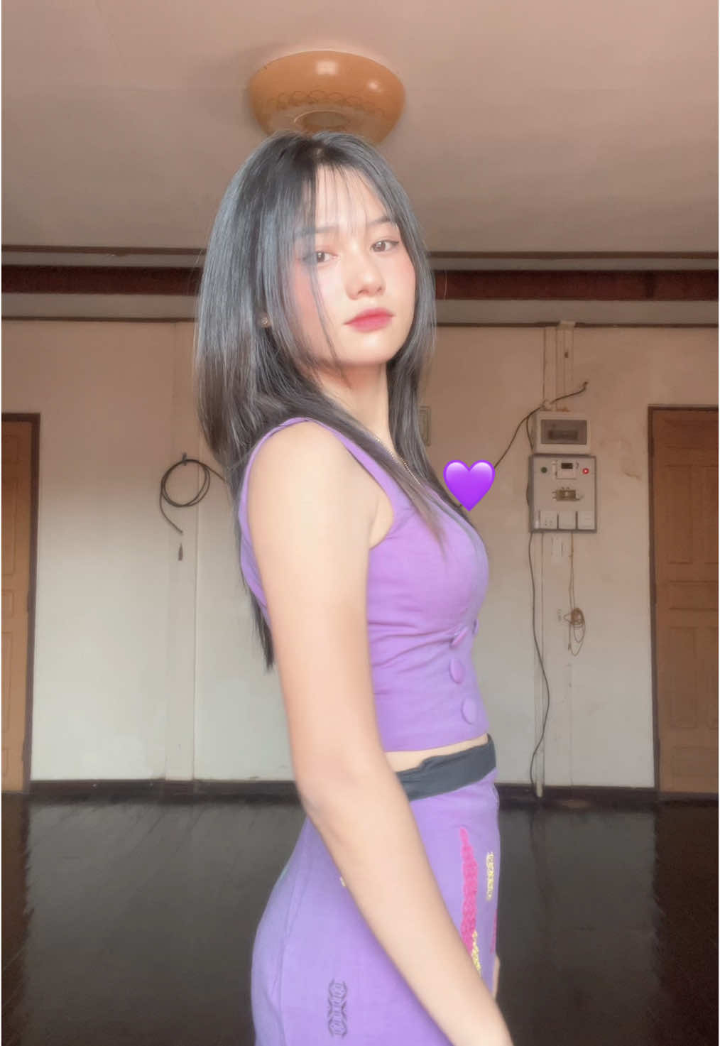 ဘလိန်းခံထိမာဆိုးလို့ ကာပေးထားတယ်😏💜 @Ye Win Htut #fyp #fypシ #foryou #foryoupage❤️❤️ #ချစ်စရာကောင်းတာတစ်ခုပြမယ်🥺🎀 #ဒီတစ်ပုဒ်တော့fypပေါ်ရောက်ချင်တယ် 
