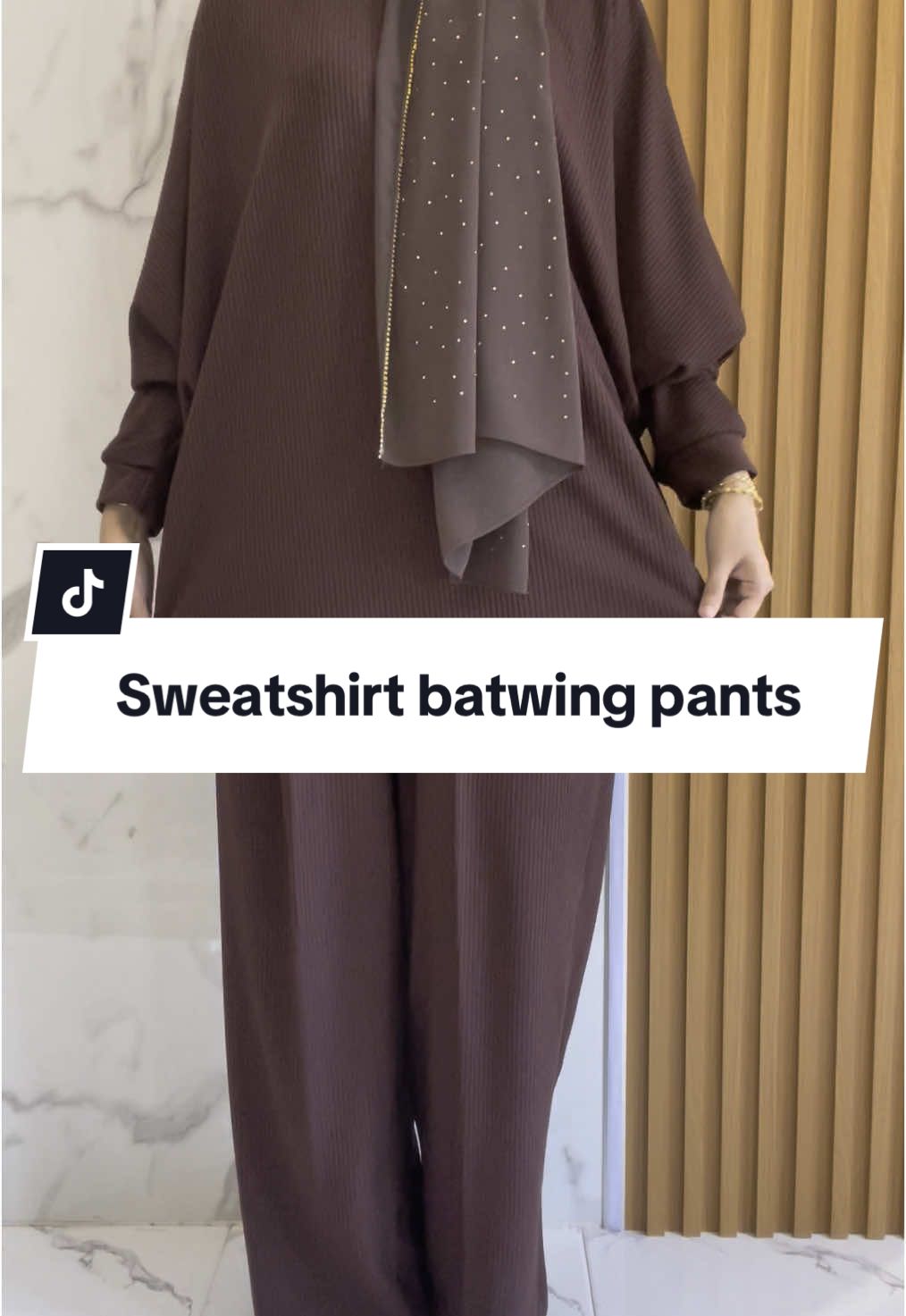 PANDAEYES SWEATSHIRT BATWING PANTS😍 #blousesetmurah #blousesetpandaeyesviral #blouseoutfit #setironless #blousewanita #setblouseironless #setbajuwanita #setbajuseluar #blousepantsset #blousecantik #ootdoutfit #outfitwanita #setironlessmurah #pandaeyesofficial #pandaeyesblouse #pandaeyes #setbajuviral #setbajuseluar #setbajuseluarmurah #setbajuseluarviral #setbajuseluarironless #setbajupandaeyes #setbajubatwing #setsweatshirt #setbatwing #pandaeyes #fyptiktokvideoシ🔥💯🖤 #fypageシ #foryoupage #fypdongggggggg#fyp® #fypgakni #fypdong #viral #CapCut #fyp #foryou #foryourpage #fyp #fypdongggggggg #fyp🖤シ゚viral🖤tiktok☆♡  #fyppp 