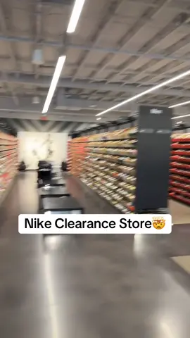 Jordan 1s for the low🔥 #sneakers #sneakerhead #fy #foryou #nike 