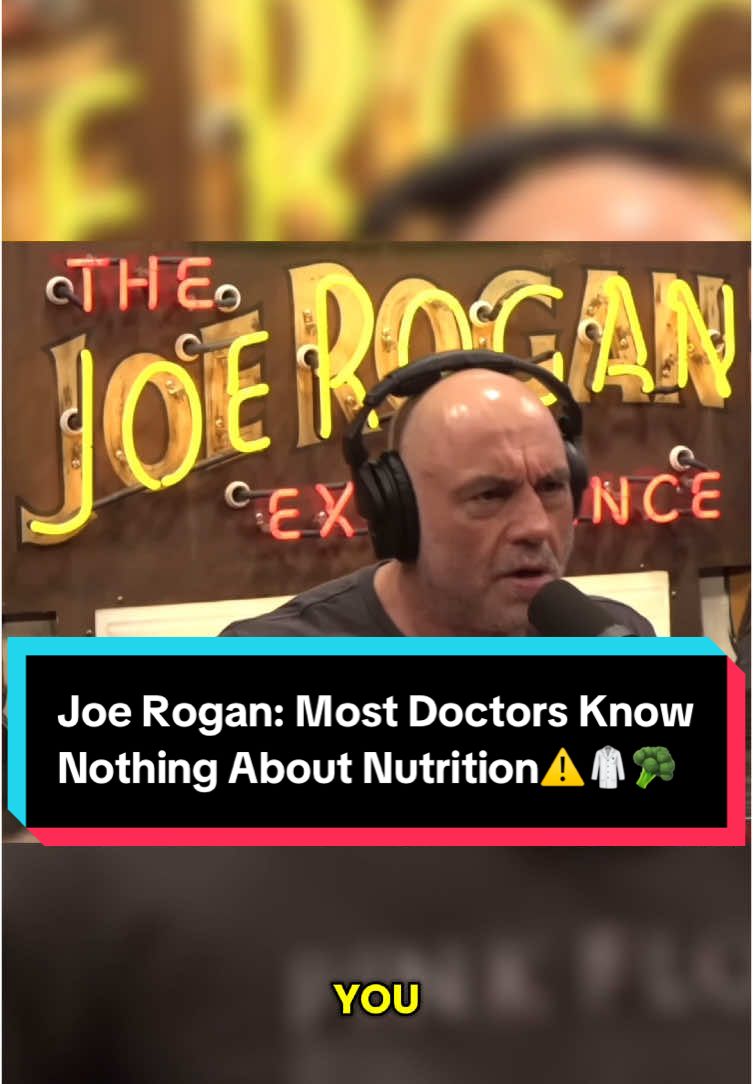Shawn Ryan is a former Navy Seal and CIA Contractor, founder of Vigilance Elite, and creator and host of the podcast “The Shawn Ryan Show.” The Joe Rogan Experience EP.2207-Shawn Ryan #joerogan #joeroganexperience #fyp #clips #podcast #tiktok #shawnryan 