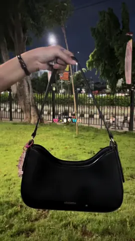 cakep bgt bgttt tasnyaa 😚💗 #taswanita #taswanitamurah #shoulderbag #mossdoom #fyp #xyzbca #viral 