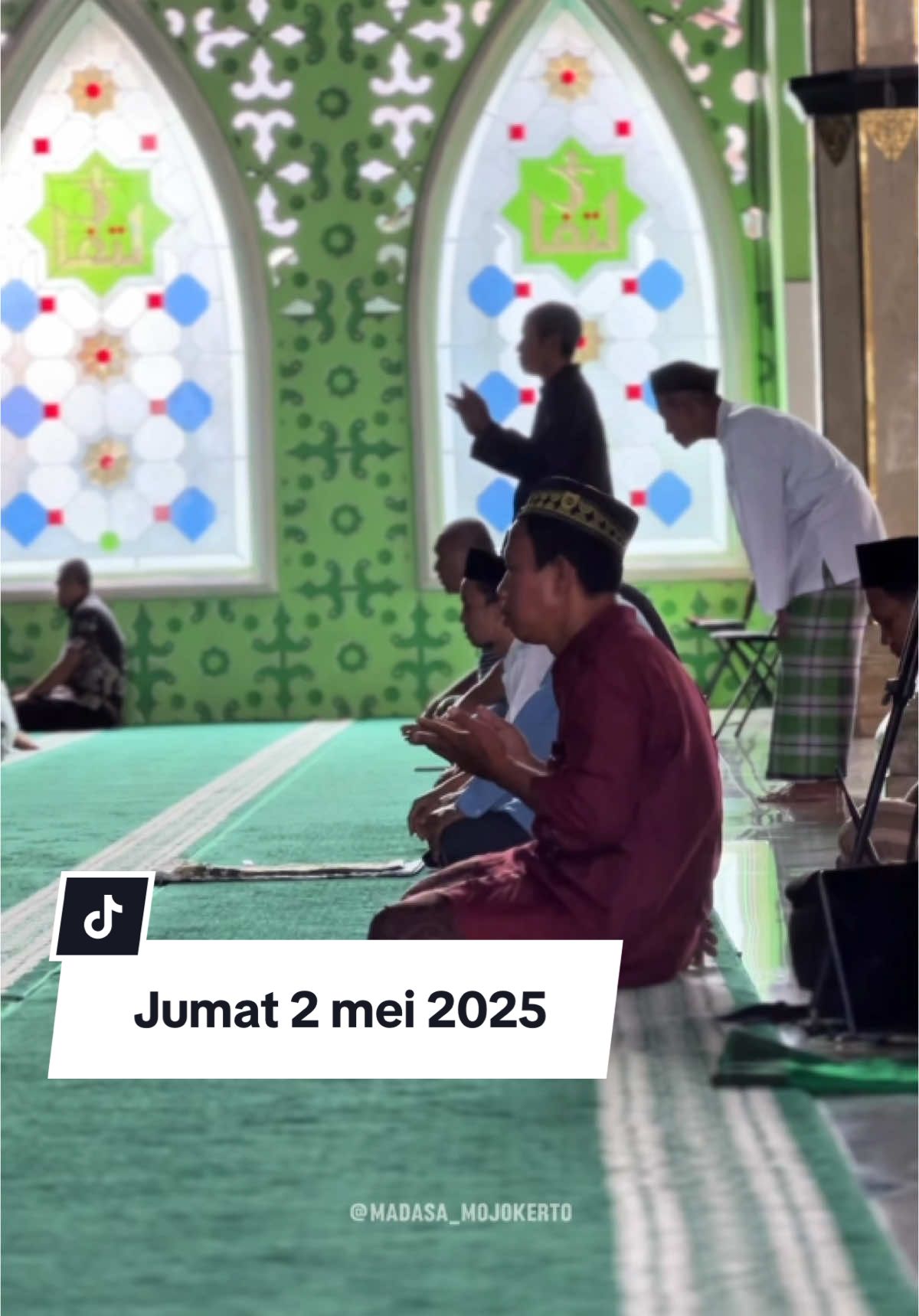 Kalau sudah rejekimu pasti dapat, begitupun sebaliknya. 🌻
