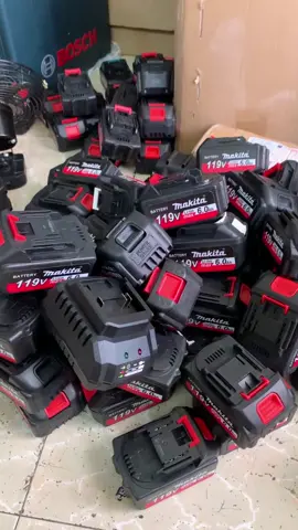 Pin 10 Cell makita chân pin phổ thông 4cm , Pin  máy khoan bulong phổ thông dòng xả 6.0Ah #pin10cellmakita #pinphothong4cm #pinmaybulong #xuhuong #dogiadung #cuahangcongtrinh