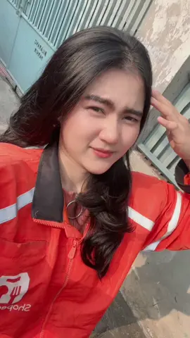 jam 3 jam”nya samday, mending istirahat dlu ahhh #drivershopeefood #kurirpaket #drivermuda #shopeefood #ojol 