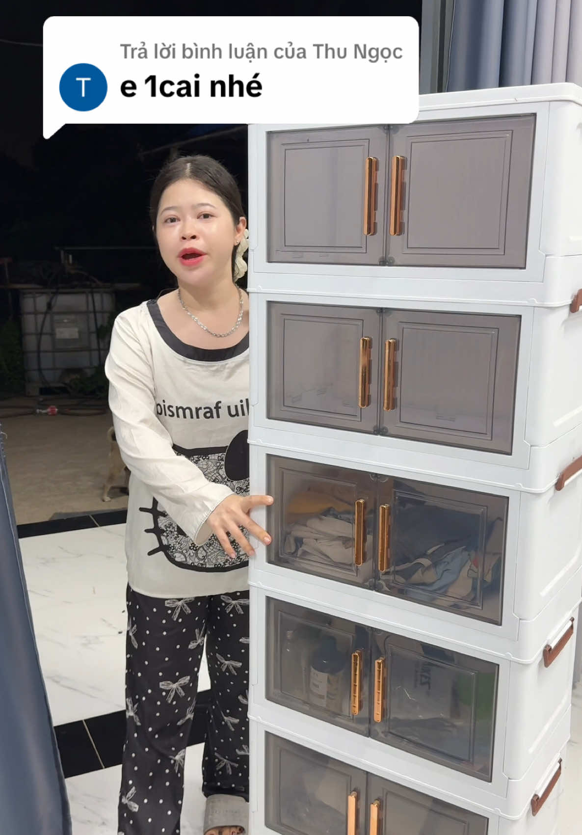 Trả lời @Thu Ngọc Chị vào góc trái màn hình để mua nhé #tu6tang #tudananggapgon #tudungdo #tunhua #xuhuong 