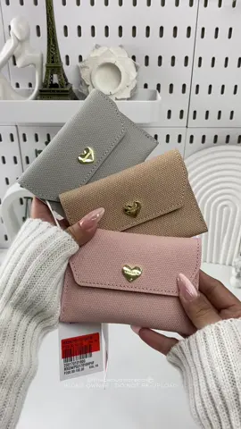 Replying to @ZhendayaFinds very cutesy and slim card wallet from MICHAELA, this is vegan leather has 2 pockets can fit cards, bills and coins✨ #michaela #michaelawallet #cardwallet #thinwallet #smallwallet 