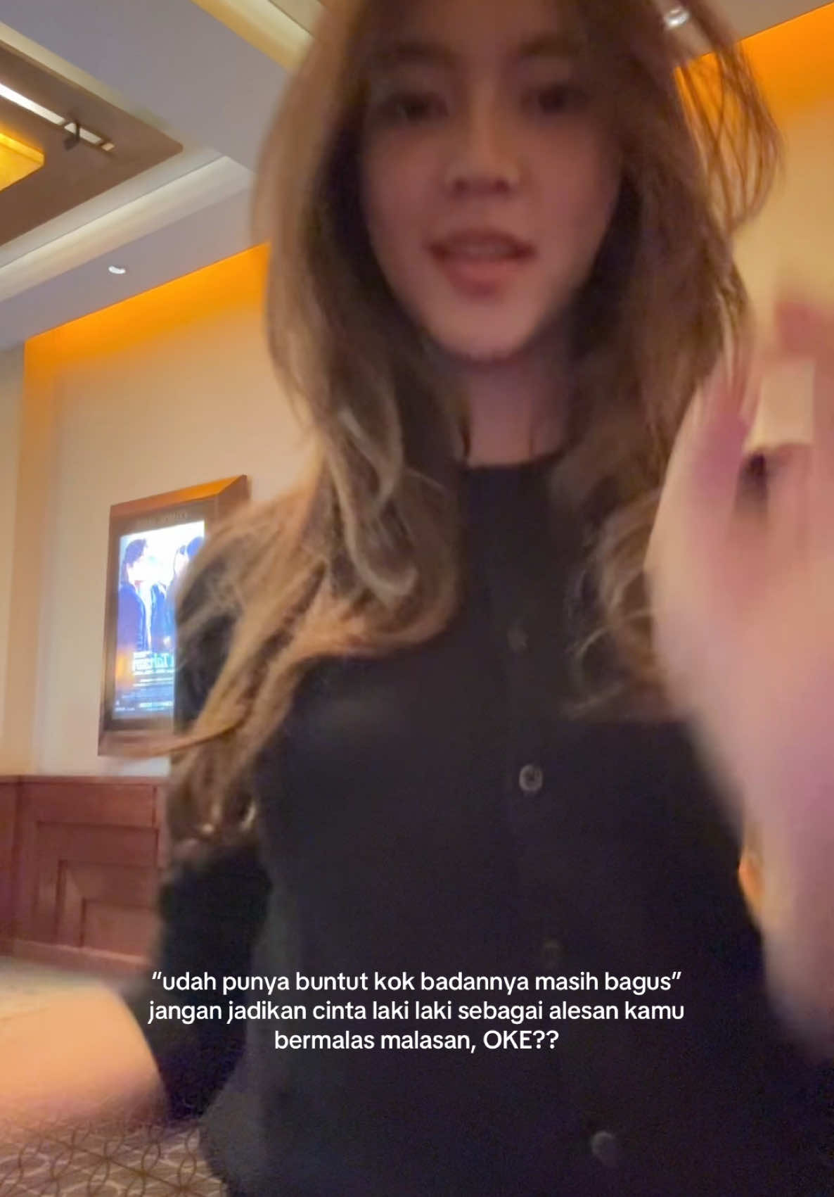 jgn. pernah. berpatokan. sama. cinta. laki-laki. udah.. pokoknya harus #selflove harus #glowing buat diri sendiri!!!!! 😾