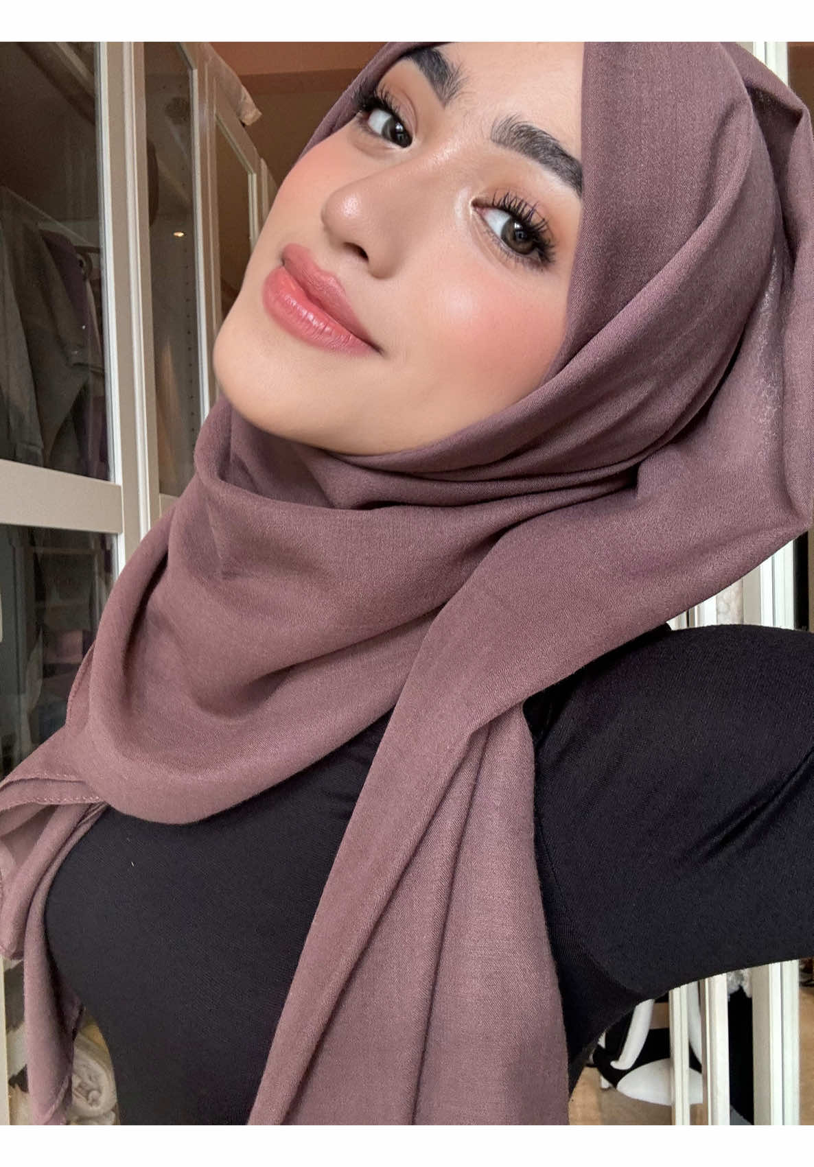 @istreya my ride or die !!! 🤍 the best hijab ever, buy now & thank me later 🫶🏻 available in all colorssss 