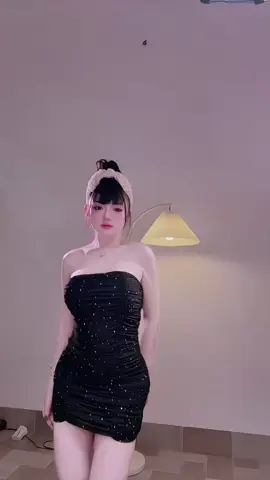 Đang cố chứng tỏ mình ko  nhảy 😆🫣#xuhuong #dancer #mylove 
