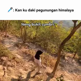 dia begitu lelah sepertinya 😭 #cumbri #bukitcumbri #cumbria #pendakifomo #fypp #yxbzca 