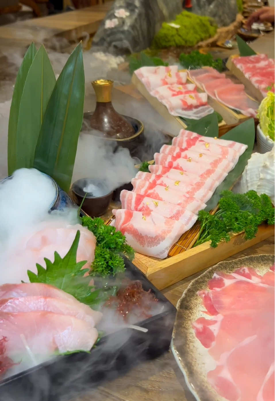 เริ่ม 390.- คุ้มมาก ชาบูท่ามกลางแม่น้ำ Ishikari บรรยากาศอบอุ่นเหมือนอยู่ฮอกไกโด วัตถุดิบคุณภาพนำเข้าจากญี่ปุ่น  📍Onzen Kawa Shabu Charn At The Avenue Chaengwattana 14 #OnzenKawaShabu #ชาบู #ร้านอาหารญี่ปุ่น #รีวิวชาบู #shabu #sukiyaki #TikTokพากิน #ร้านอาหารแจ้งวัฒนะ #ถูกและดี #ชุดสุดคุ้ม #อร่อยบอกต่อ #ร้านอาหารPetfriendly #รีวิวกินเที่ยว #กินเที่ยวทุกที่โออิชิจัง #PCHYZ