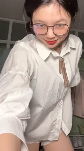 Lớp vãi mỏng thôi 🥵 #douyin #tiktok #beautiful #prettygirls #fyd #xuhuong #gaixinh #doll #dance #chemchep 