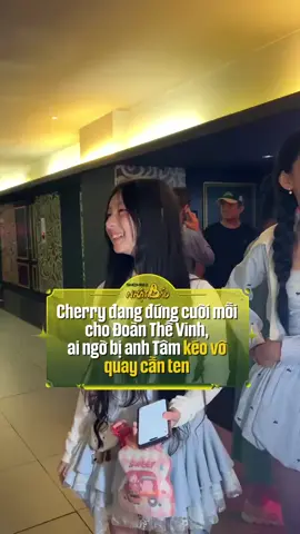 Con đạo diễn sơ hở là bị lôi ra ráng tạo nội dung à 🤣🤣 #cherry #LyHai #latmat #latmat8 #latmat8bysbnb #showbiznhatbao #nhatbaotv #xuhuongtiktok #tiktokgiaitri #tiktoksoiphim #VongTayNang #LyHaiMinhHa 