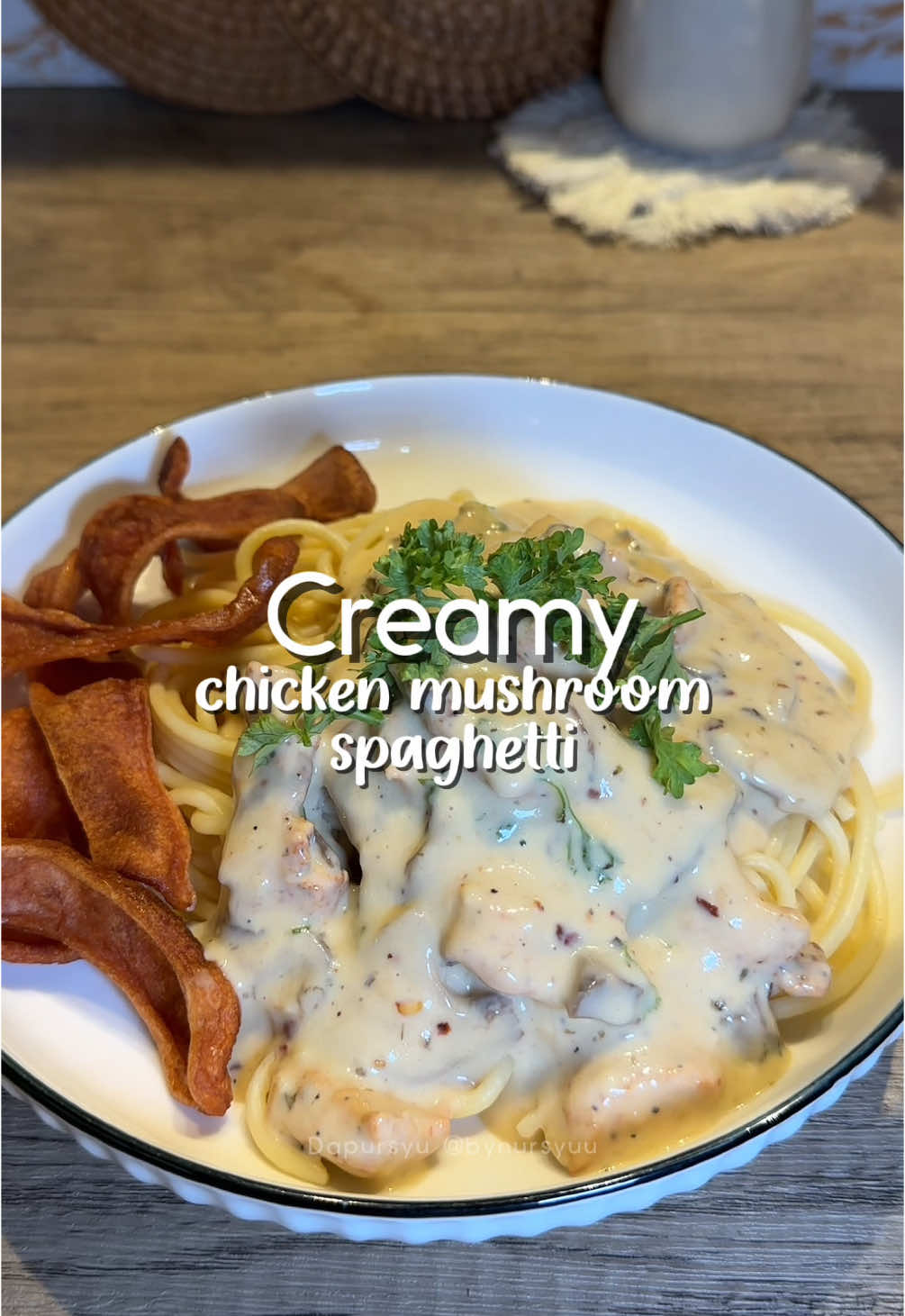 Comfort food, creamy chicken mushroom spaghetti with @Prego & @Campbell’s Soup 💖 #resepisimple #pastatiktok 