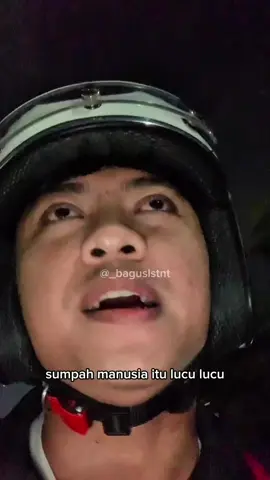 sedih juga ya ngeliat diri sendiri yang gampang banget di sepelein haha